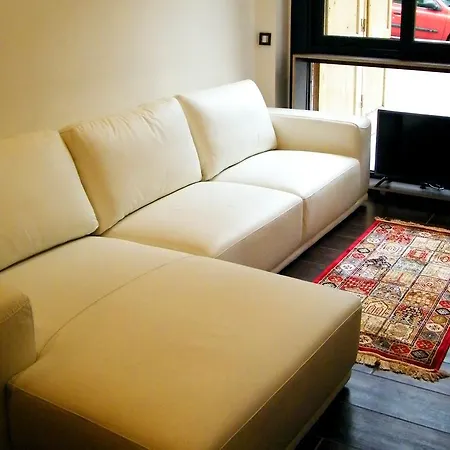 President Suites Split Room photo